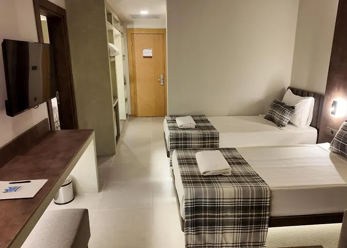 Palemon Resort&