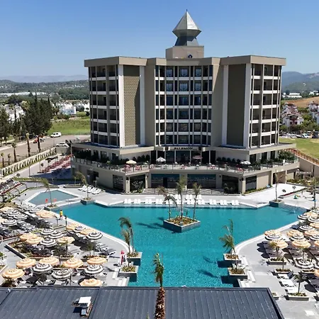 Palemon Resort&